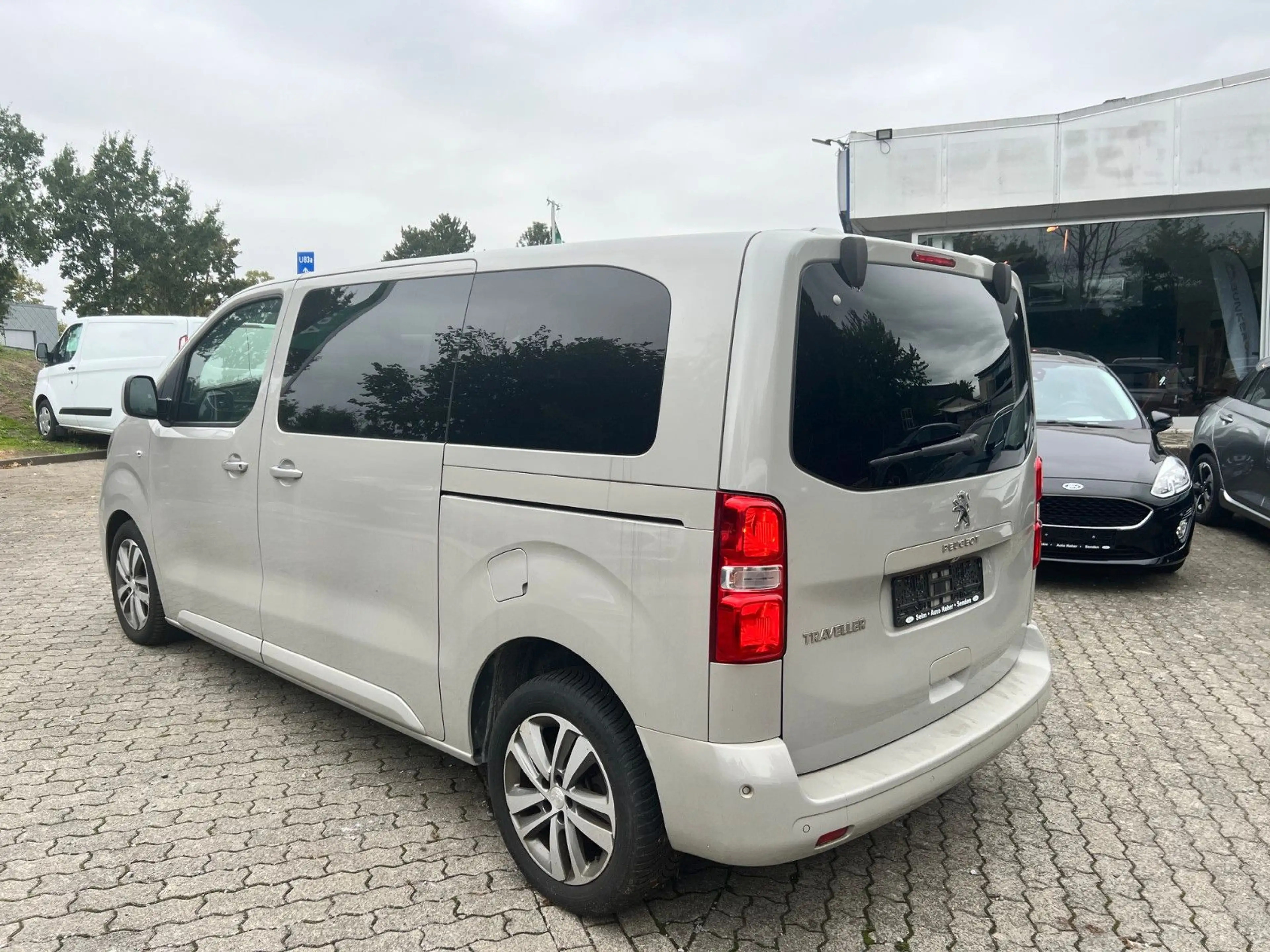 Peugeot Traveller Allure autom. L2 AHK Navi ACC SHZ Kam. — photo 7