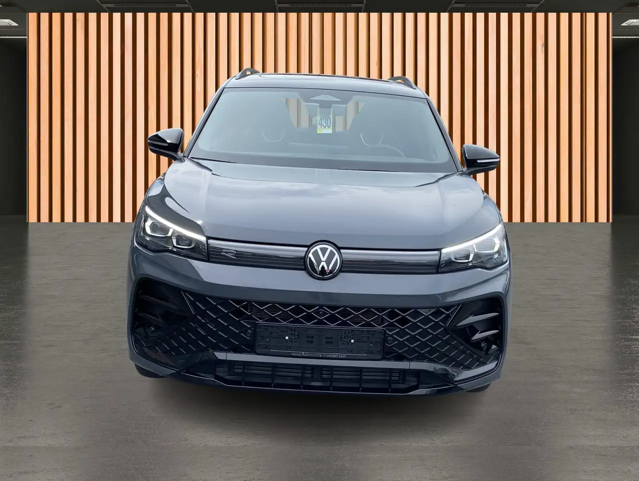 Volkswagen Tiguan 2.0 TSI R-Line IQ Drive 4M*BlackStyle 7