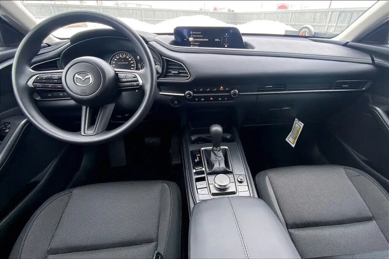Mazda CX-30 снимка Mazda CX-30