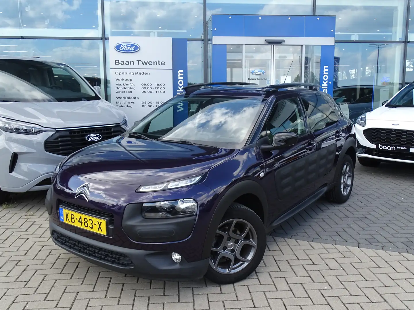 Citroen C4 Cactus 1.2 PureTech Shine | Panoramadak | Camera | Cruise - 2