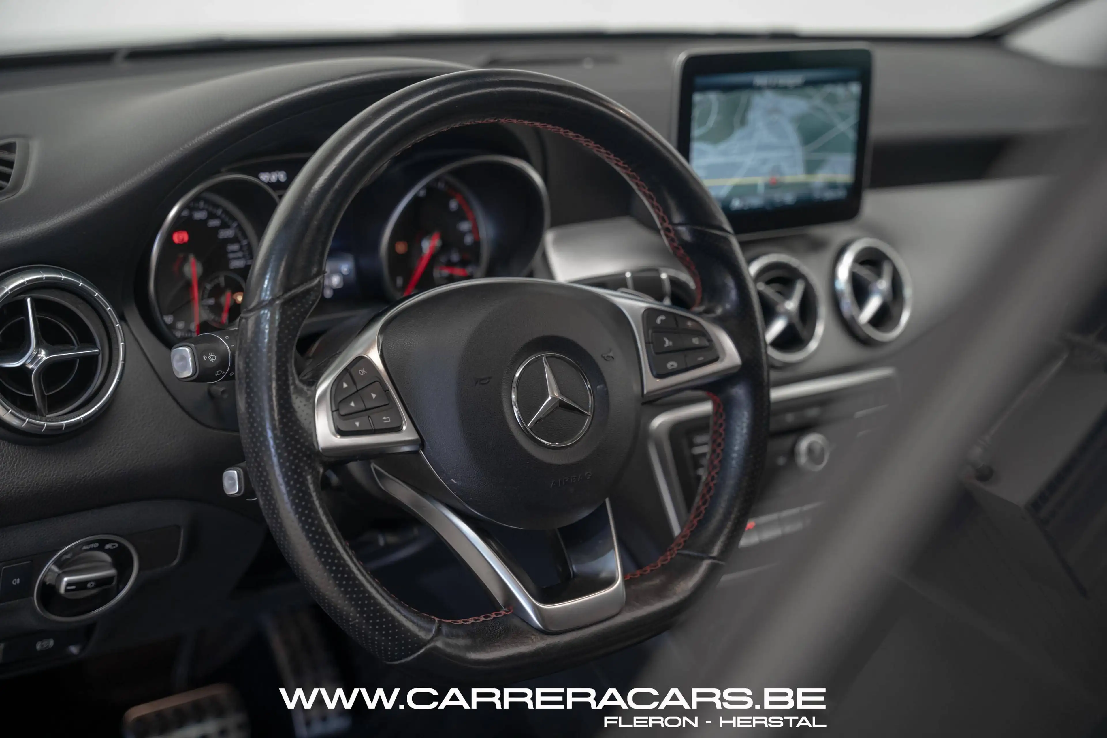 Mercedes-Benz CLA 200 d Business Pack AMG *|CLIMA*GPS*TOIT PANO*PDC*CRUISE*GARANTIE*| — photo 10