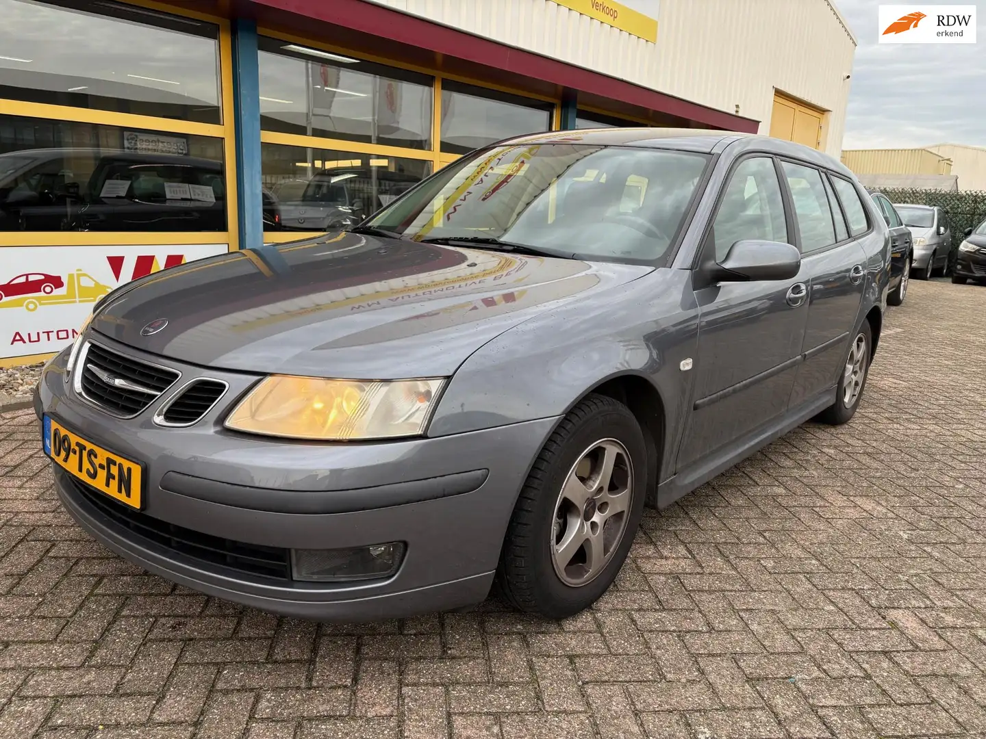 Saab 9-3 Sport Estate 1.8 Business NAVI AIRCO Grau - 1
