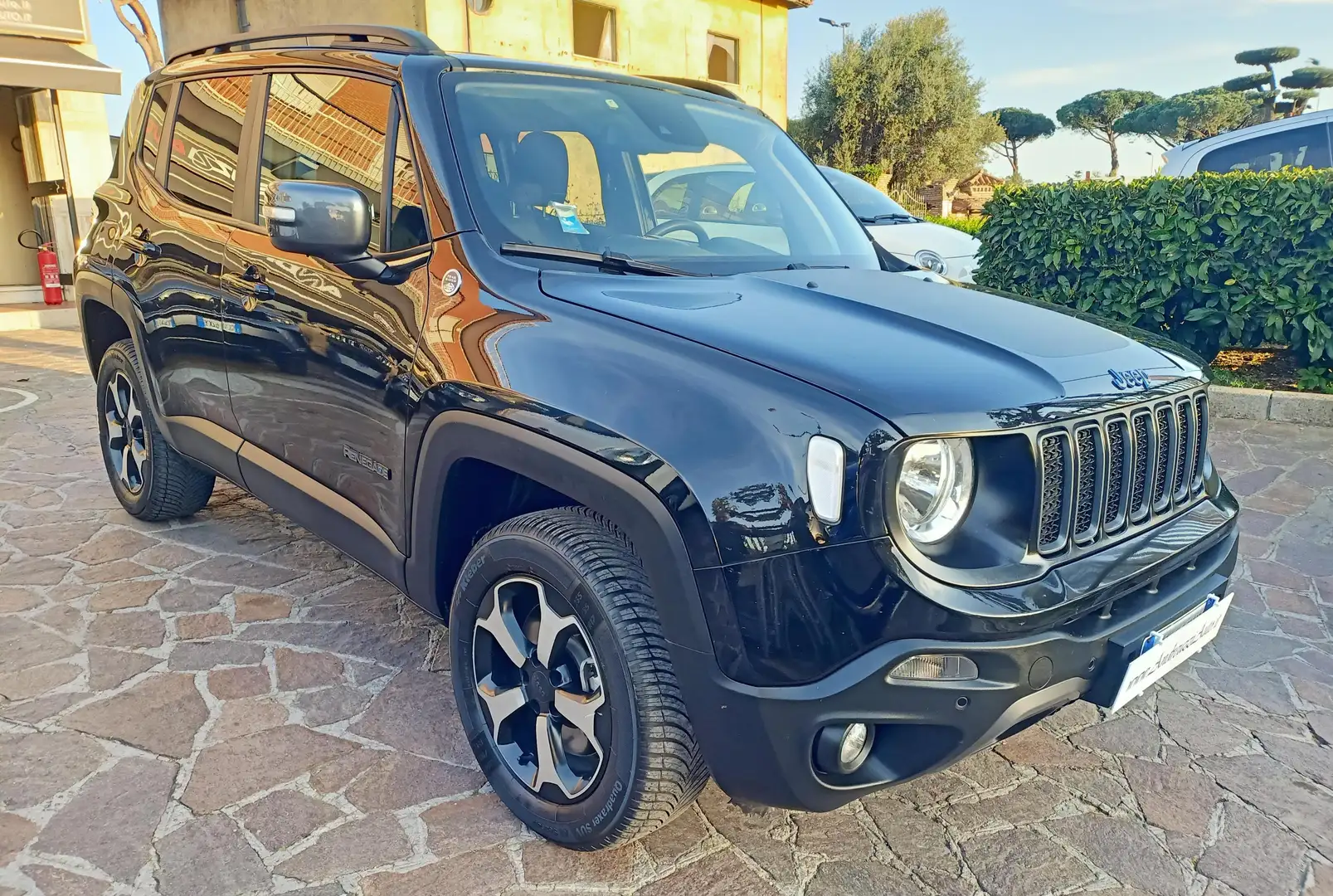 Jeep Renegade 1.3 t4 phev Trailhawk 4xe at6 Nero - 1