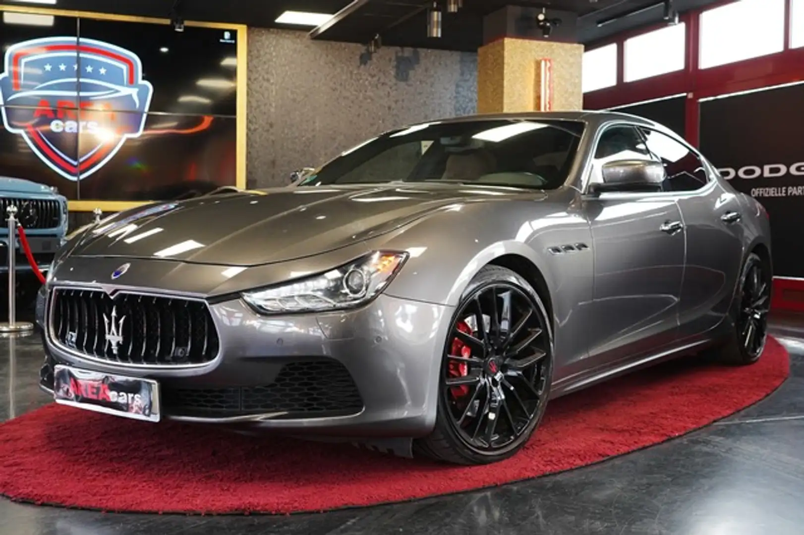 Maserati Ghibli S Q4 3.0 V6 KEYLESS NAVI LEDER KLIMA Grau - 1