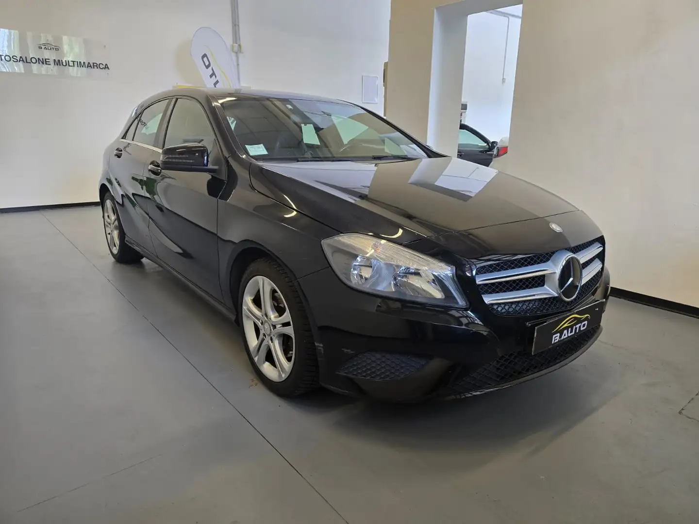Mercedes-Benz A 200 A 200 Premium E6 Nero - 1