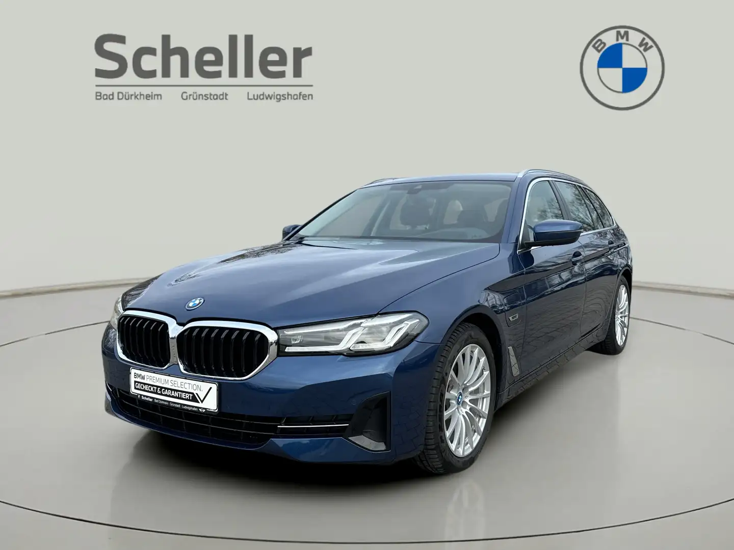 BMW 530 e Touring (2019 - 2024) Head-Up HiFi DAB LED Blau - 1
