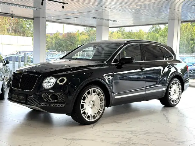 2016 Bentley Bentayga in Black for sale