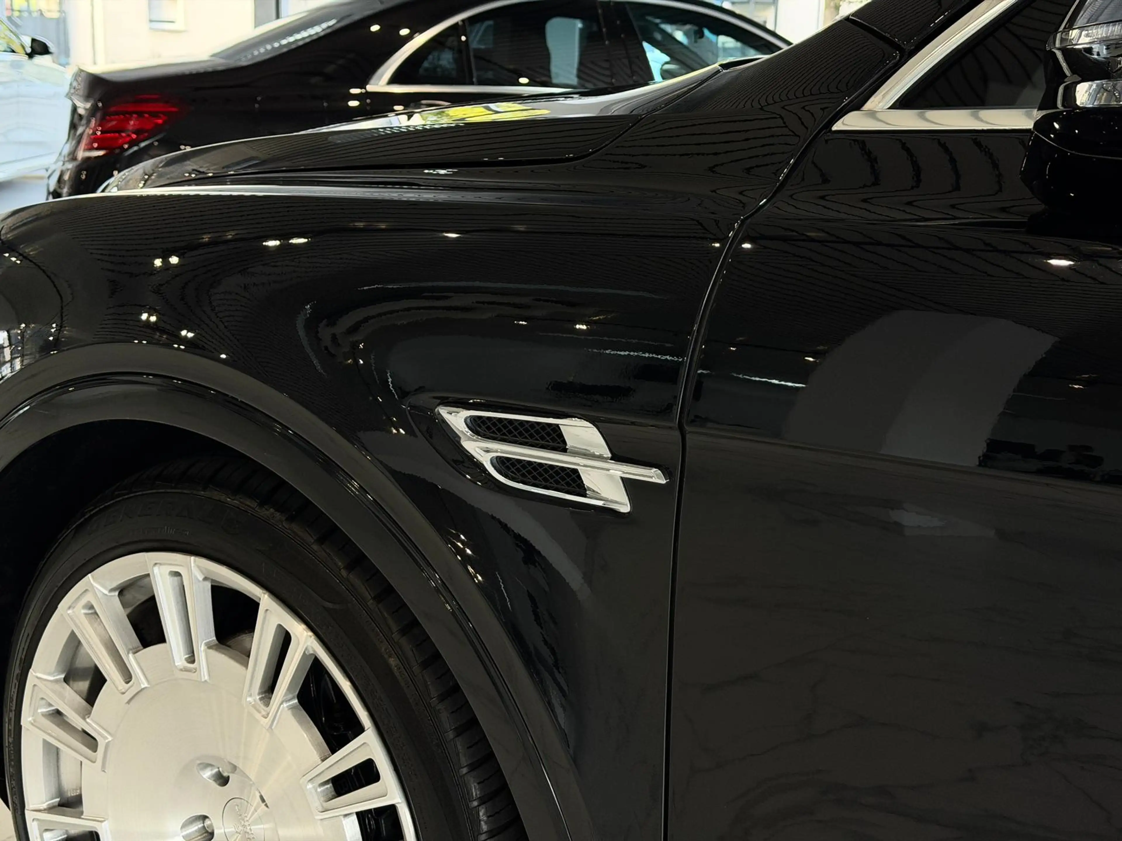 Bentley Bentayga W12 MULLINER*PANO*CITY+TOURING-SPE*VOLL — photo 10