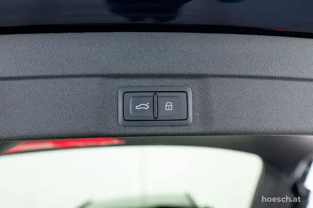 Audi A6 view 9