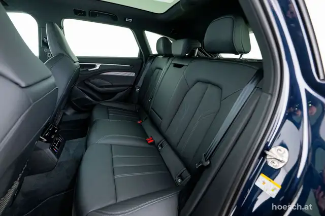 Audi A6 view 7