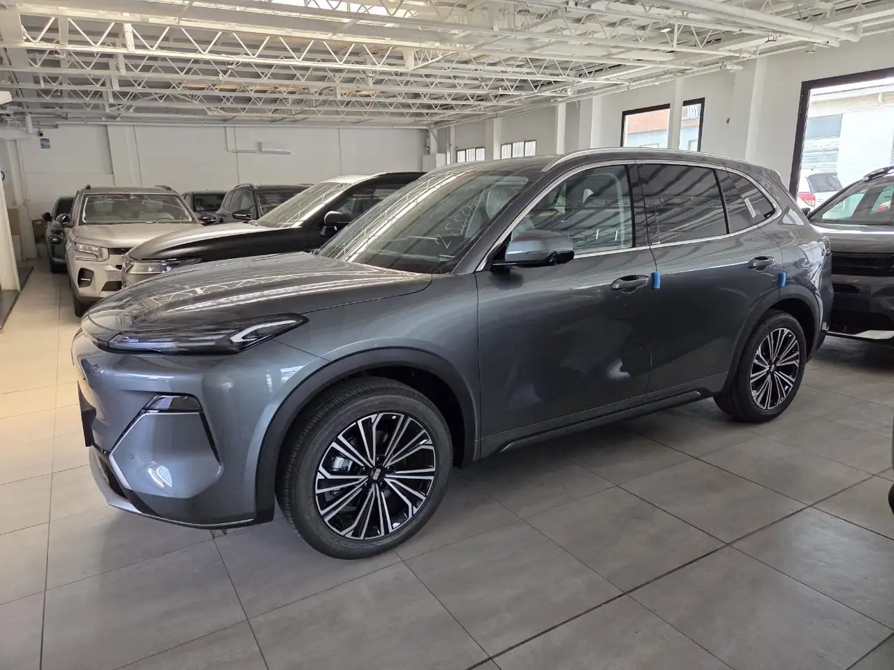 Geely Starray EM-i 2026
