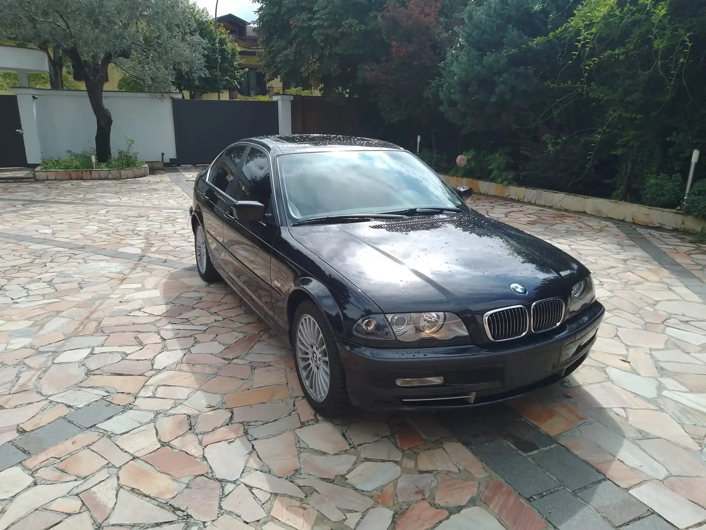 BMW 330 330 i Nero - 2