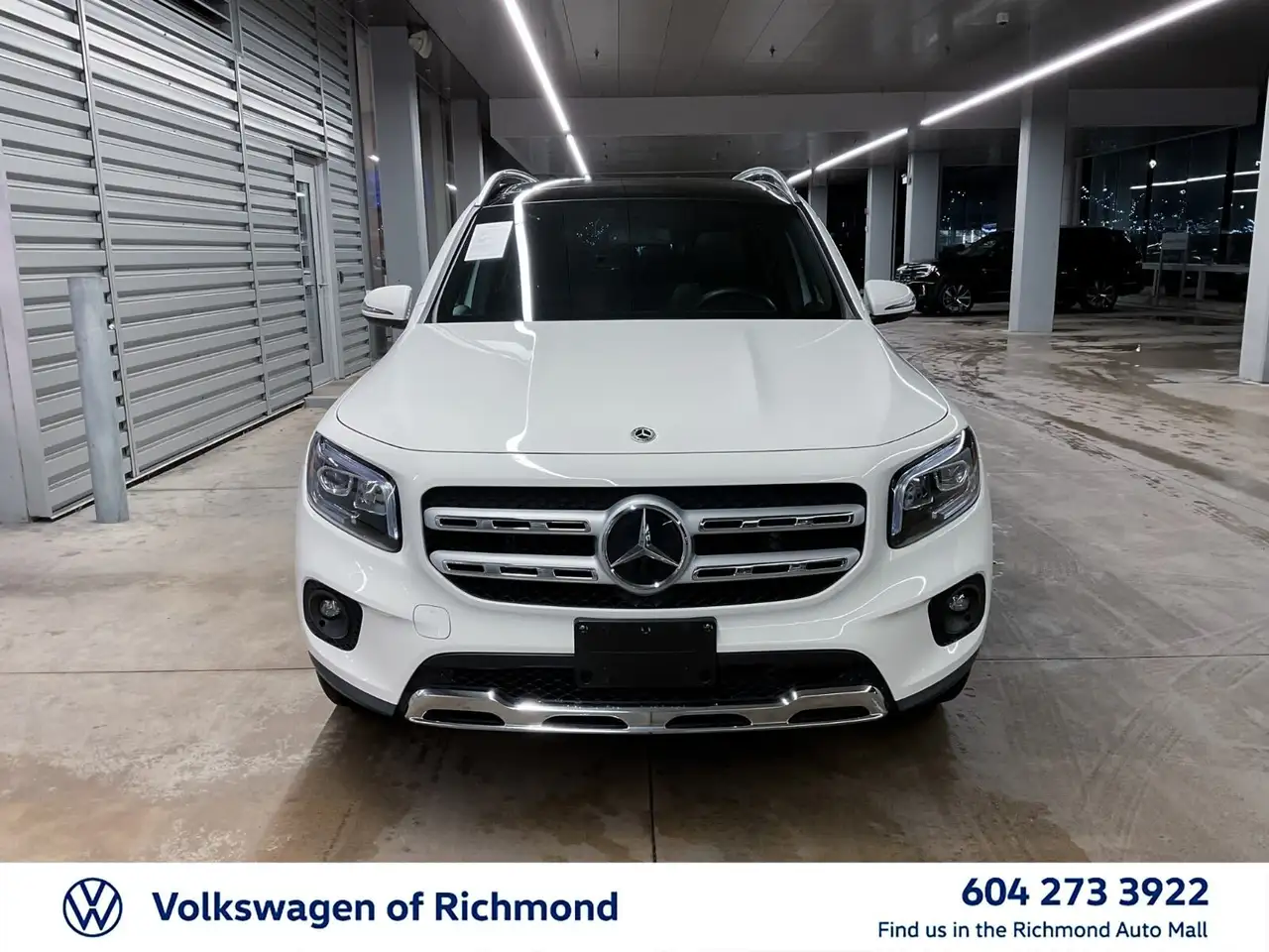 Mercedes-Benz GLB снимка Mercedes-Benz GLB