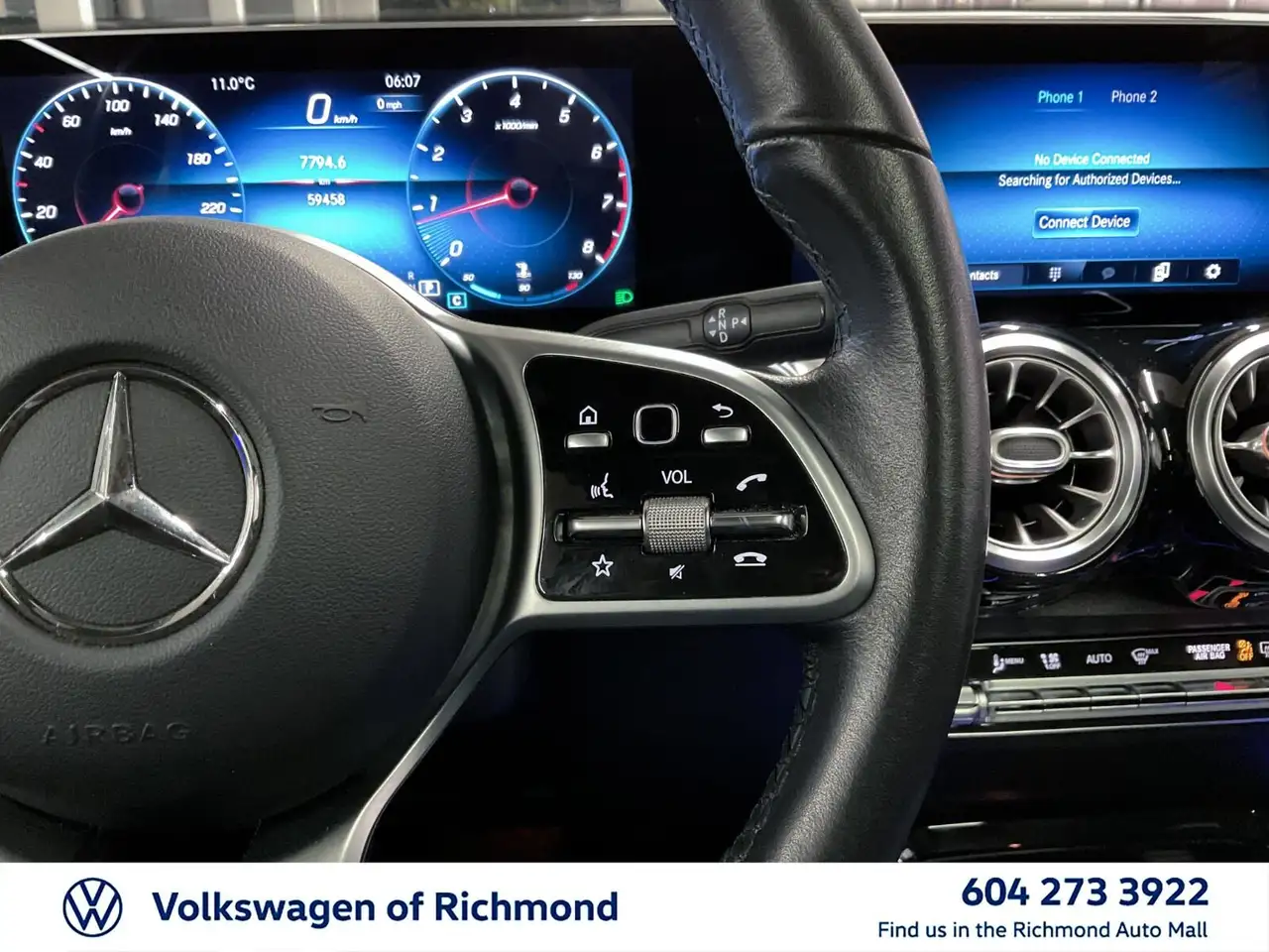 Mercedes-Benz GLB снимка Mercedes-Benz GLB