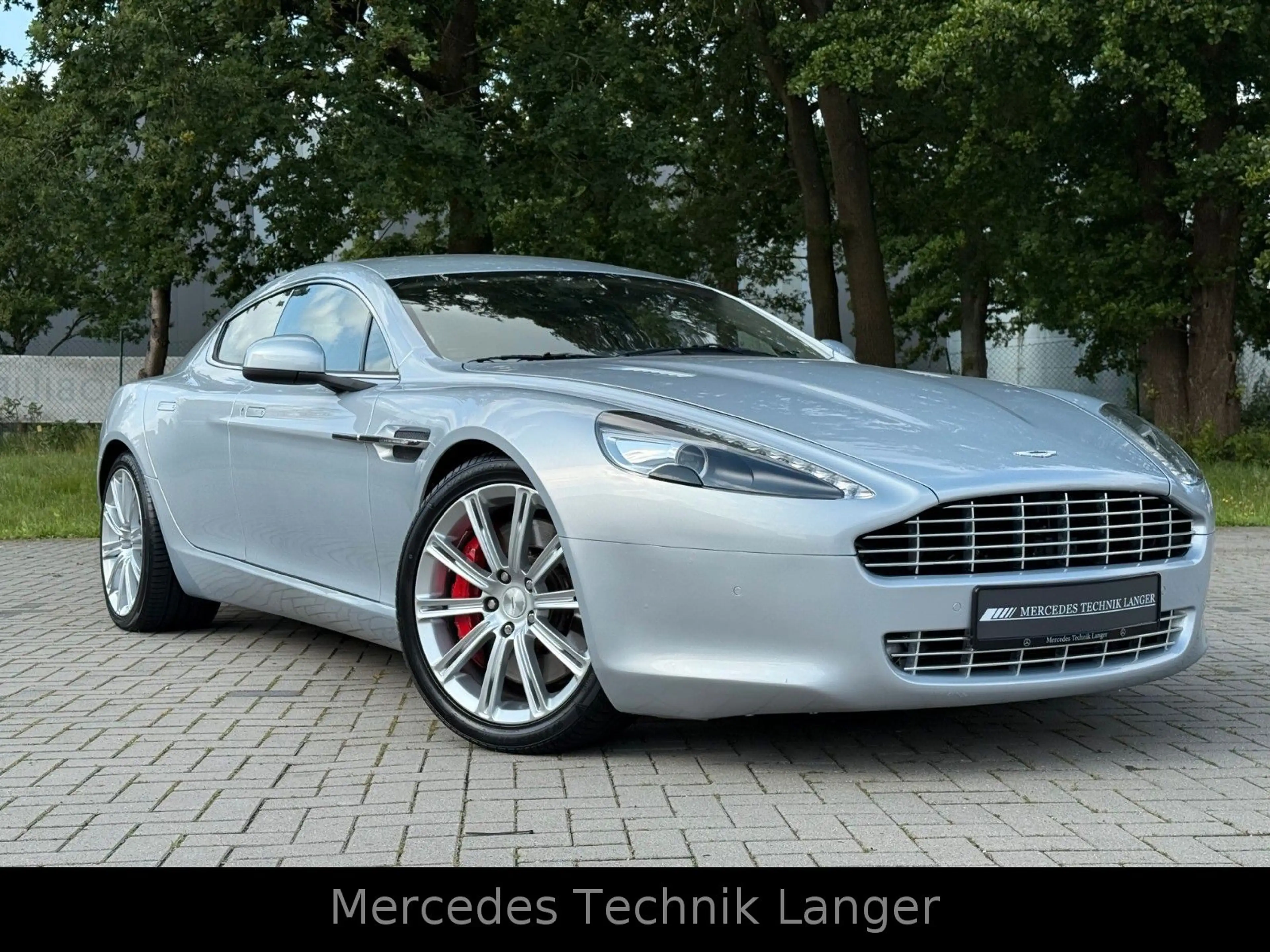 Aston Martin Rapide 6.0 V12 Touchtronic Luxury — photo 2