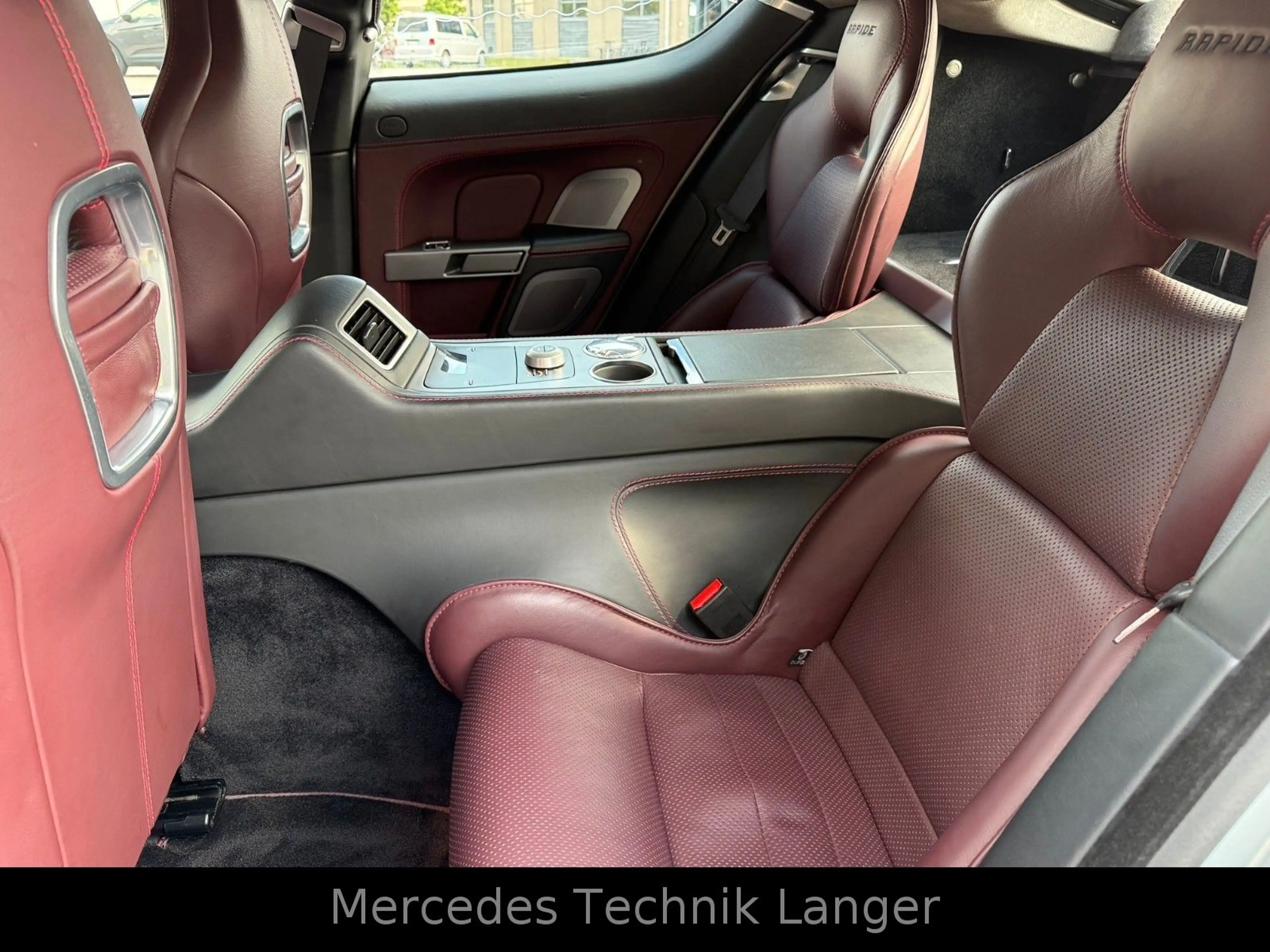 Aston Martin Rapide 6.0 V12 Touchtronic Luxury — photo 8