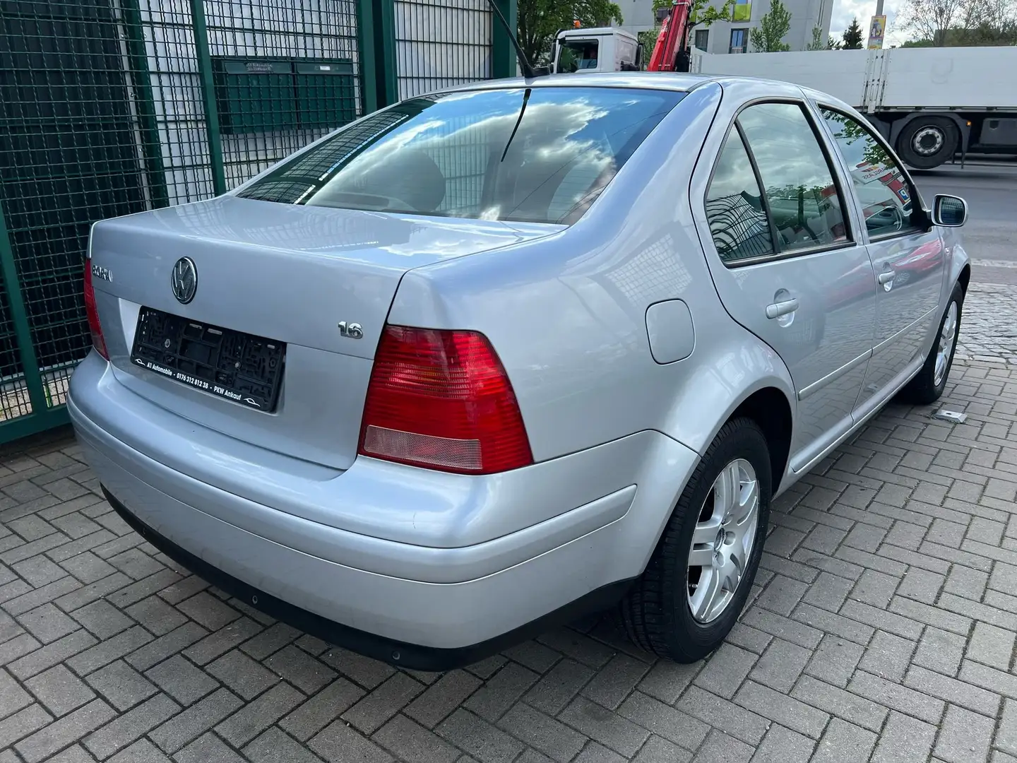 Volkswagen Bora Pacific 1.6 Autom-Klimaaut-2.Hand-Tüv-Inspe-neu Argintiu - 2