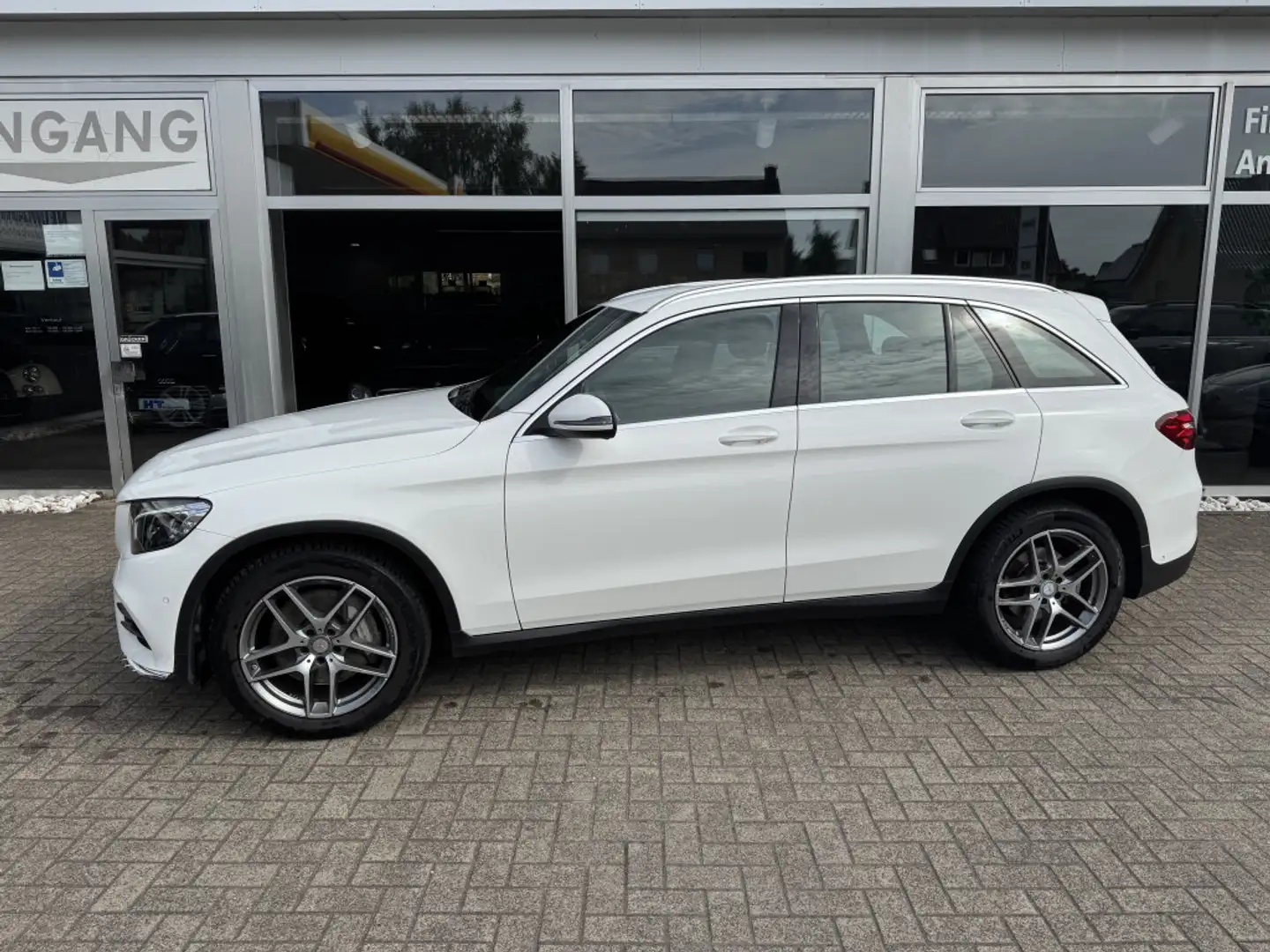 Mercedes-Benz GLC 220 AHK LED Kamera Weiß - 2