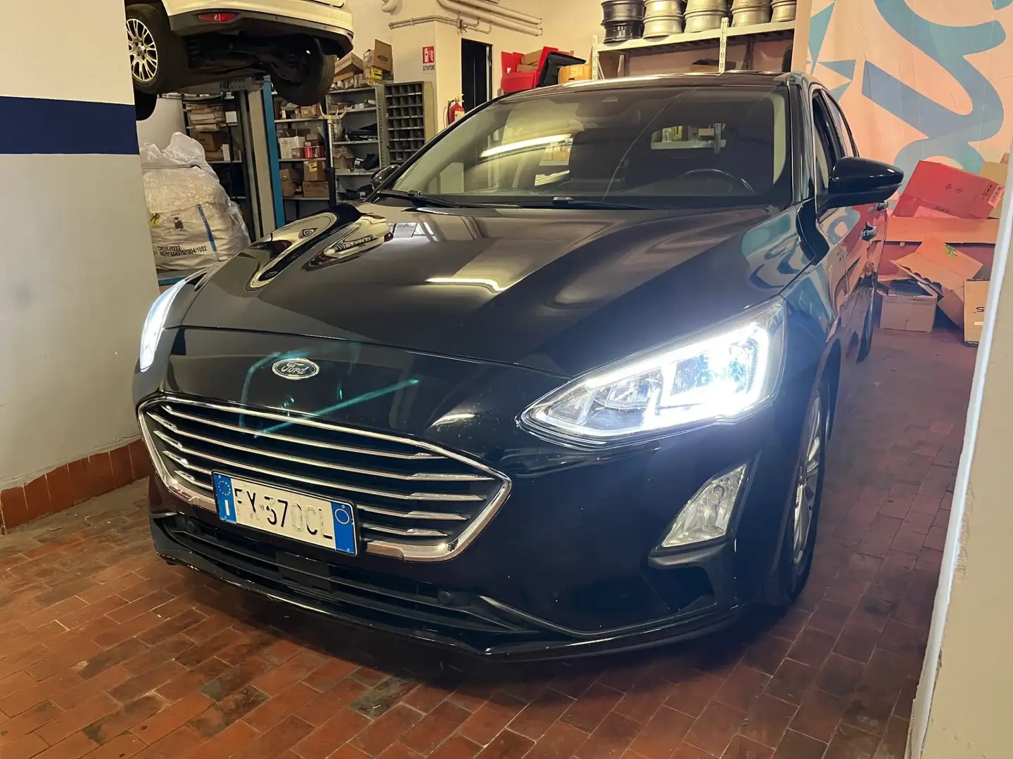 Ford Focus 1.5 EcoBlue 120 CV automatico Titanium FULL OPTION Noir - 1