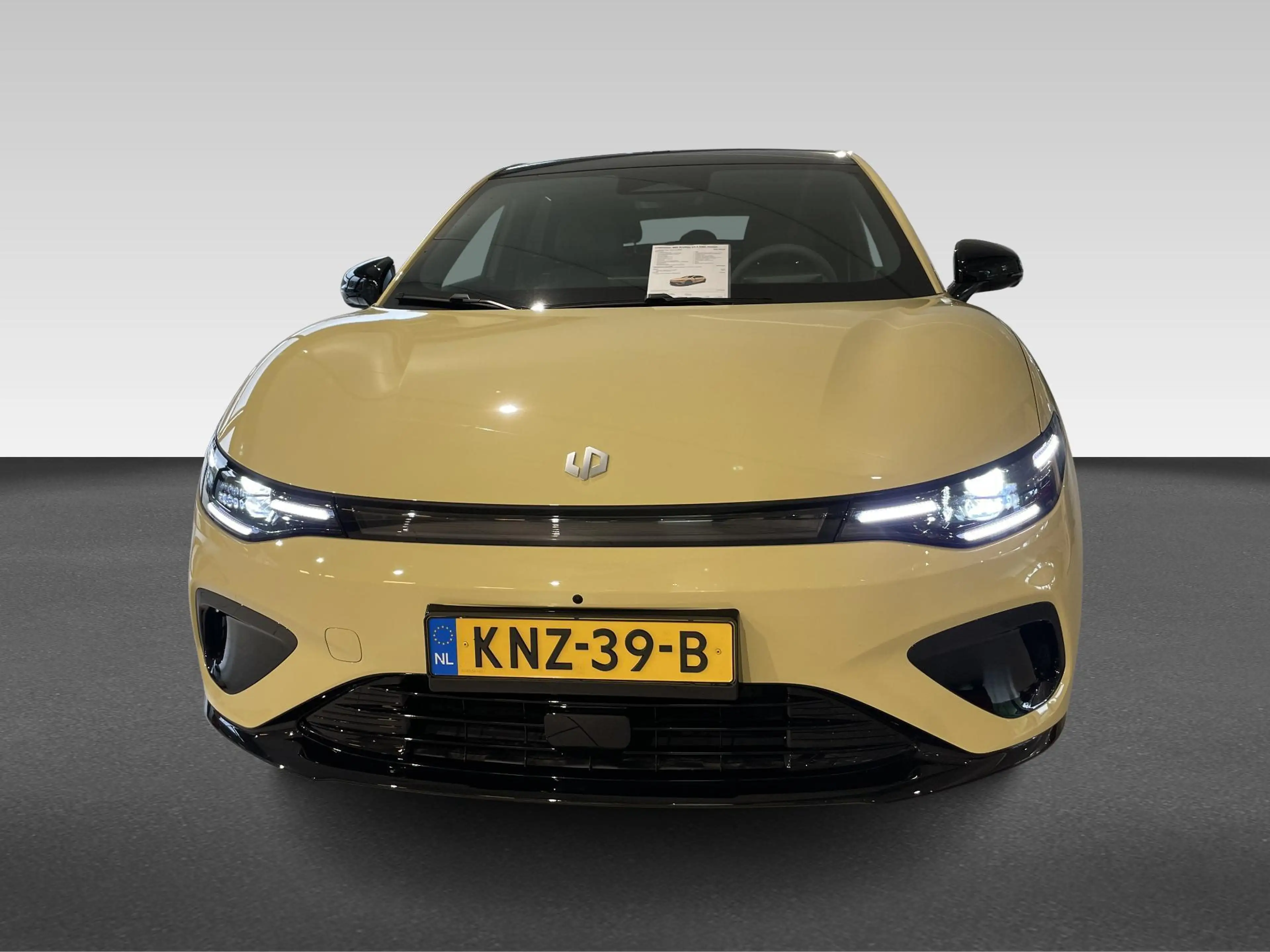 Leapmotor B05 — photo 7