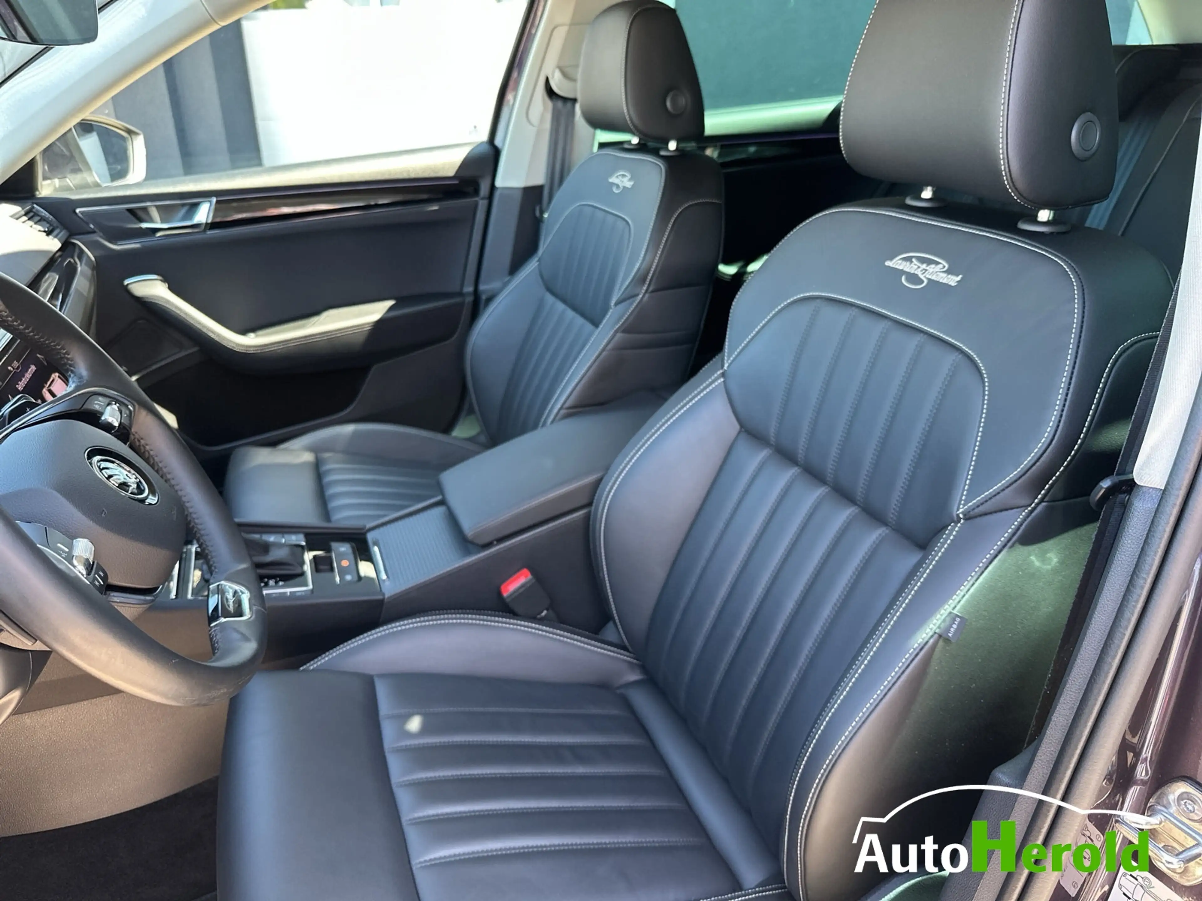Skoda Superb Combi L&K AHK Individual Canton — photo 12