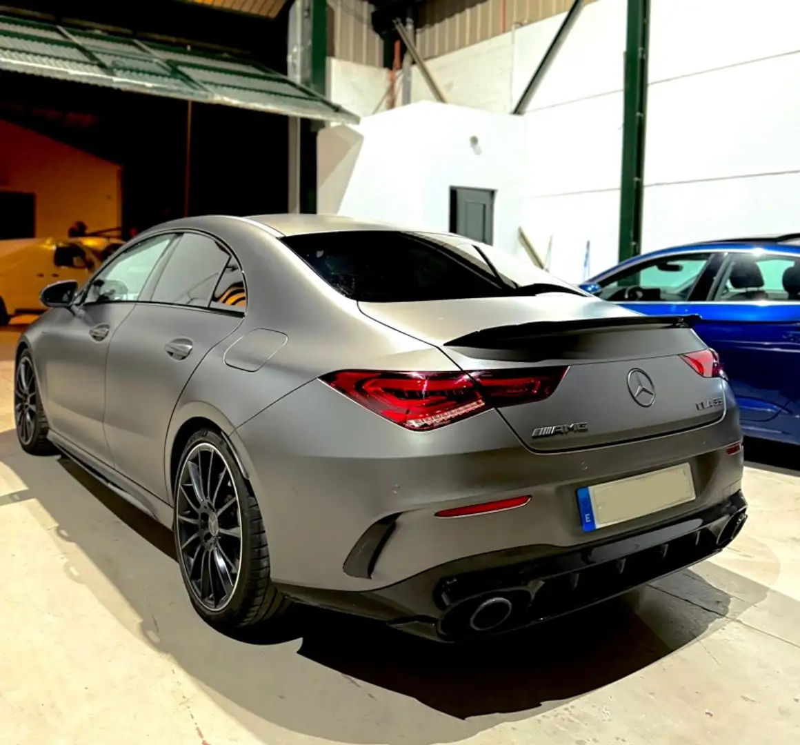 Mercedes-Benz CLA 35 AMG 4Matic+ 7G-DCT Grijs - 2