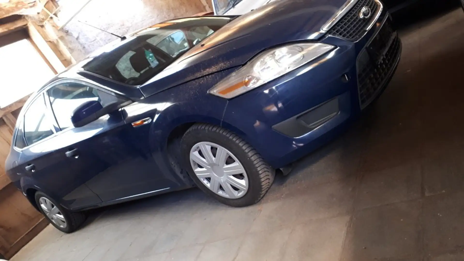 Ford Mondeo RHD - 1