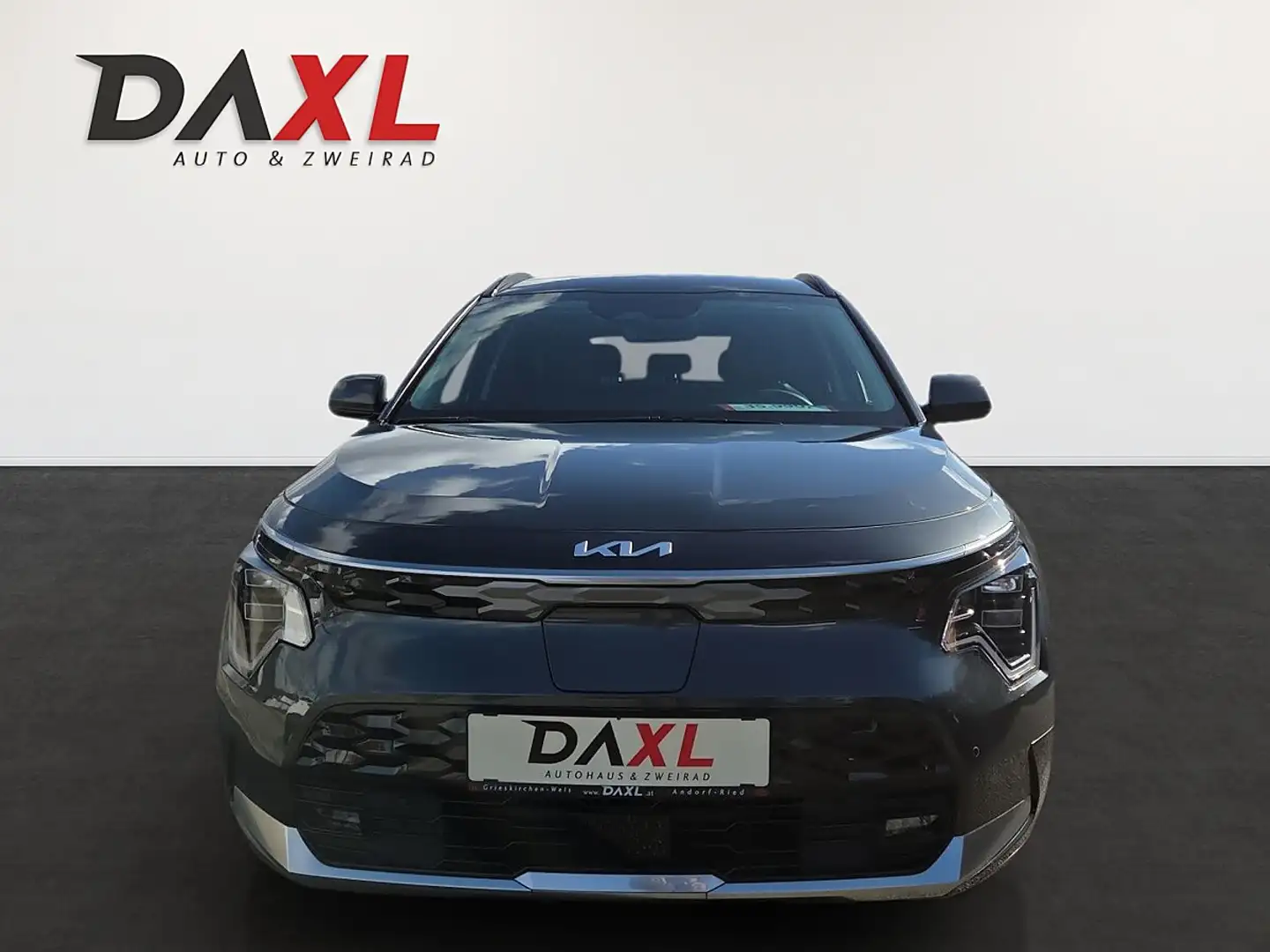 Kia e-Niro Niro EV Long Range 64kWh Gold Aut. Grau - 2