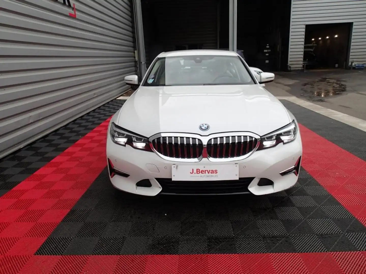 BMW 330e 292ch Luxury BVA8 Hybride Blanc - 2