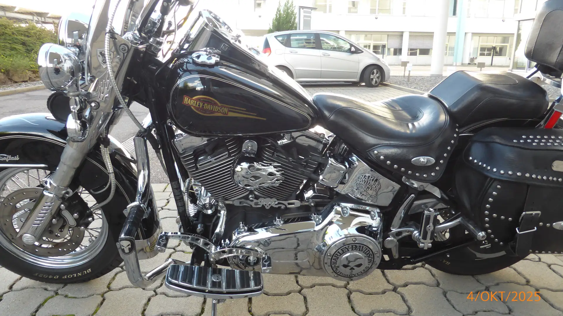 Harley-Davidson Heritage Softail FLSTC Fekete - 1