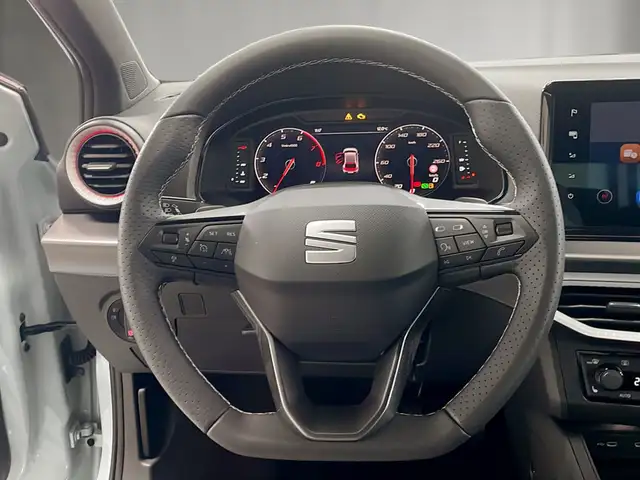 Seat Ibiza view 10