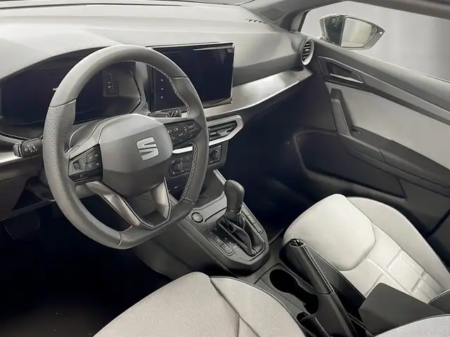 Seat Ibiza view 8
