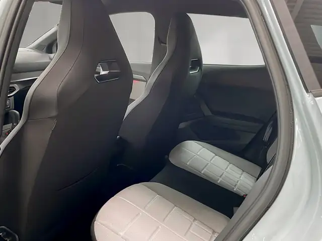 Seat Ibiza view 13