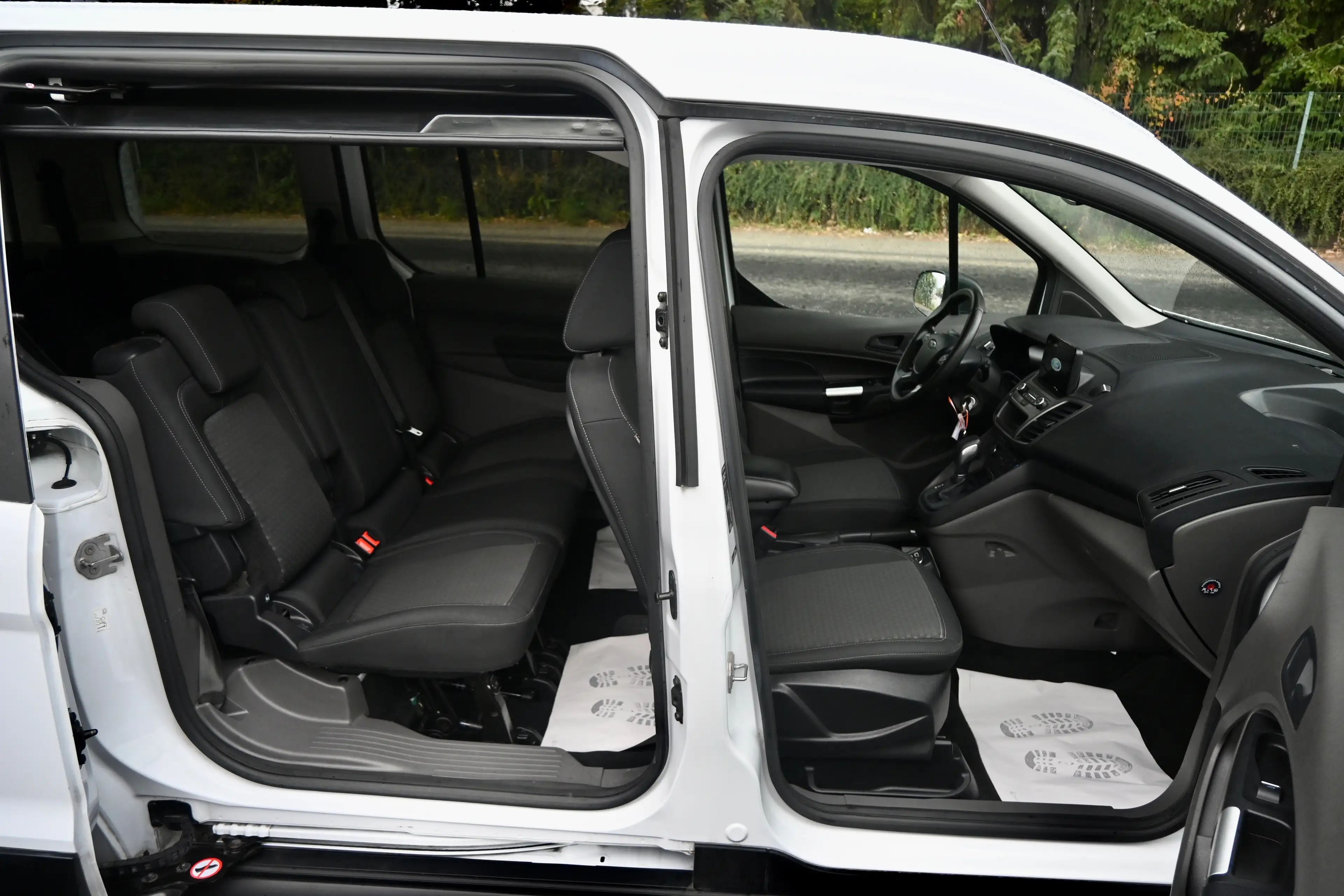 Ford Transit Connect Kombi lang Trend — photo 13