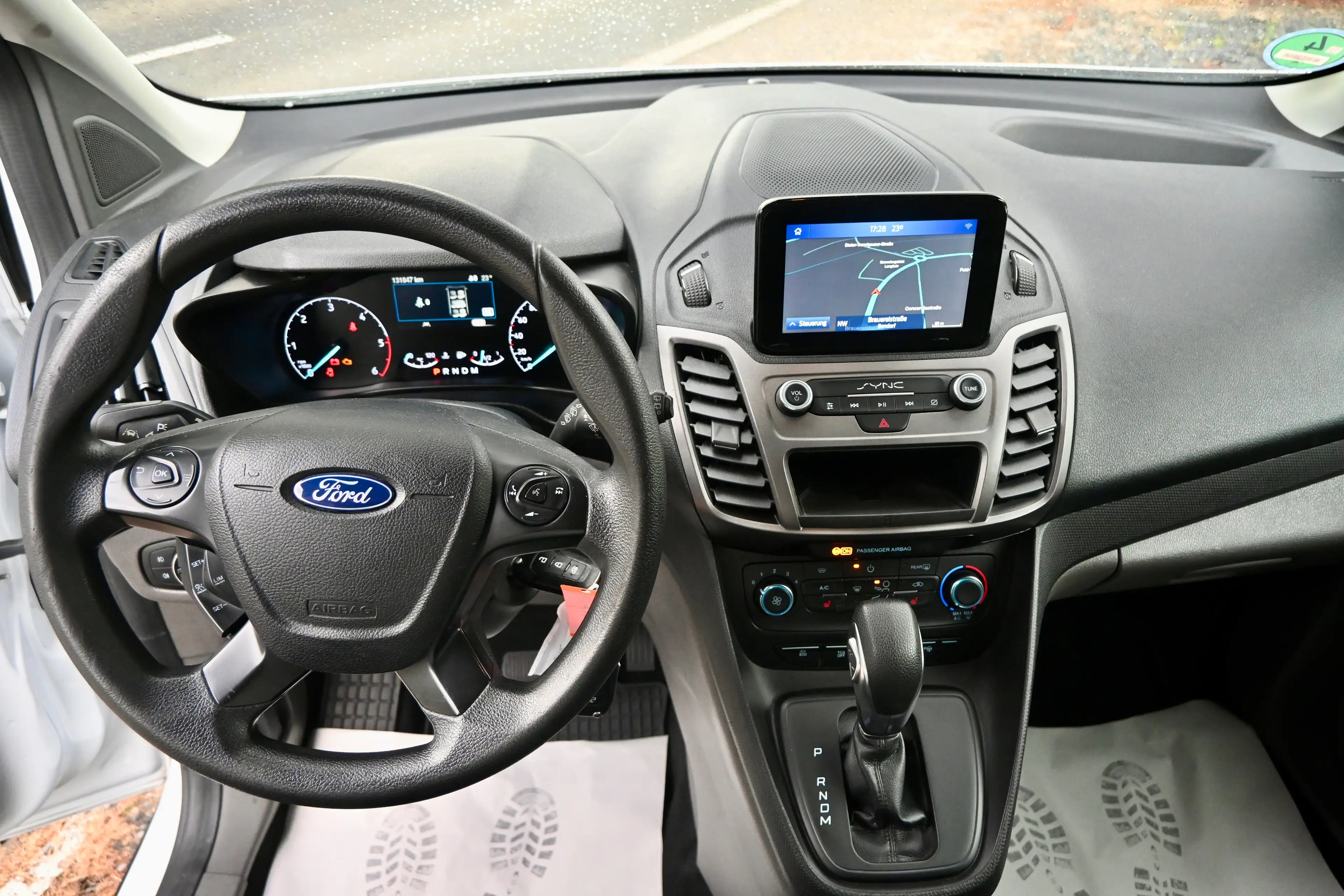 Ford Transit Connect Kombi lang Trend — photo 9