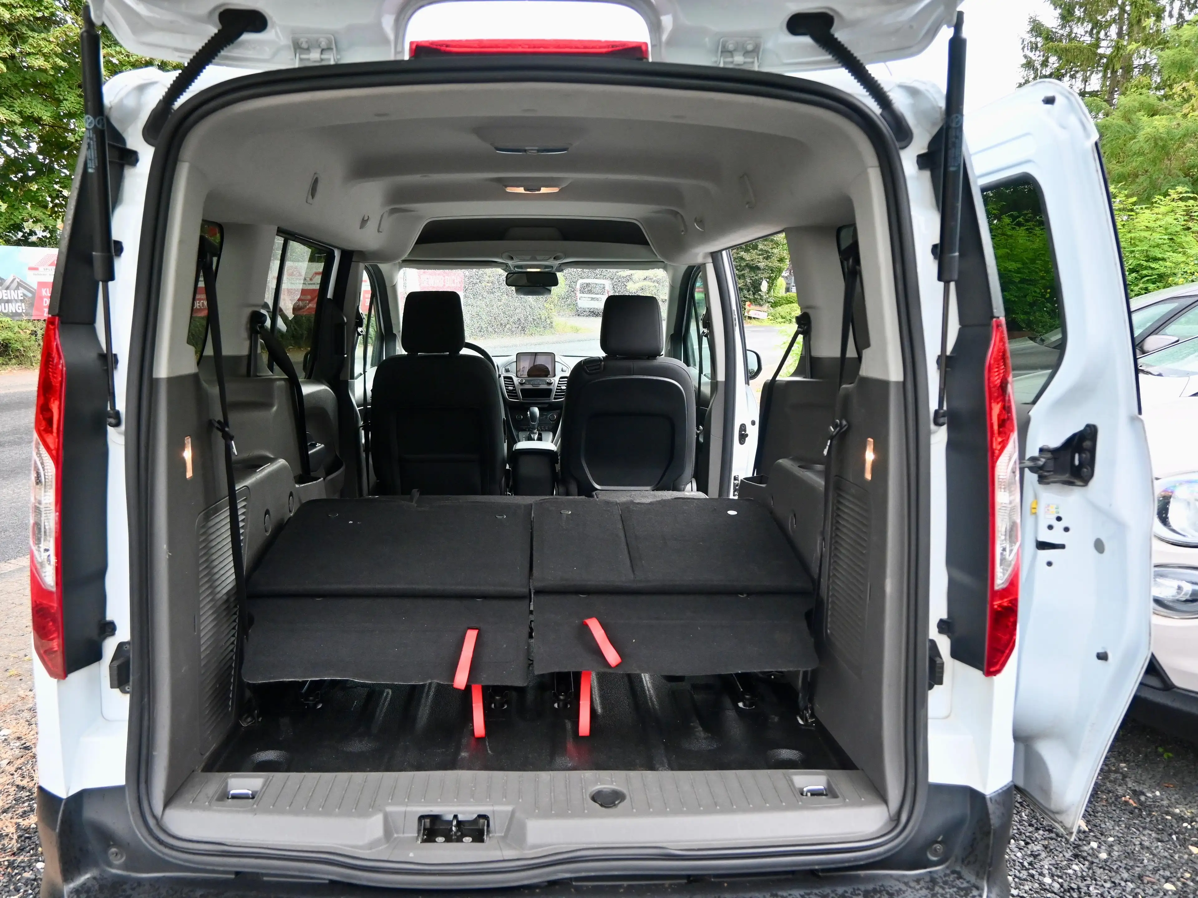 Ford Transit Connect Kombi lang Trend — photo 7