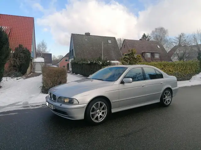 BMW 540 iA Xen*Nappa*Massage*Doppelglas*DSP*AHK*M-Fw!