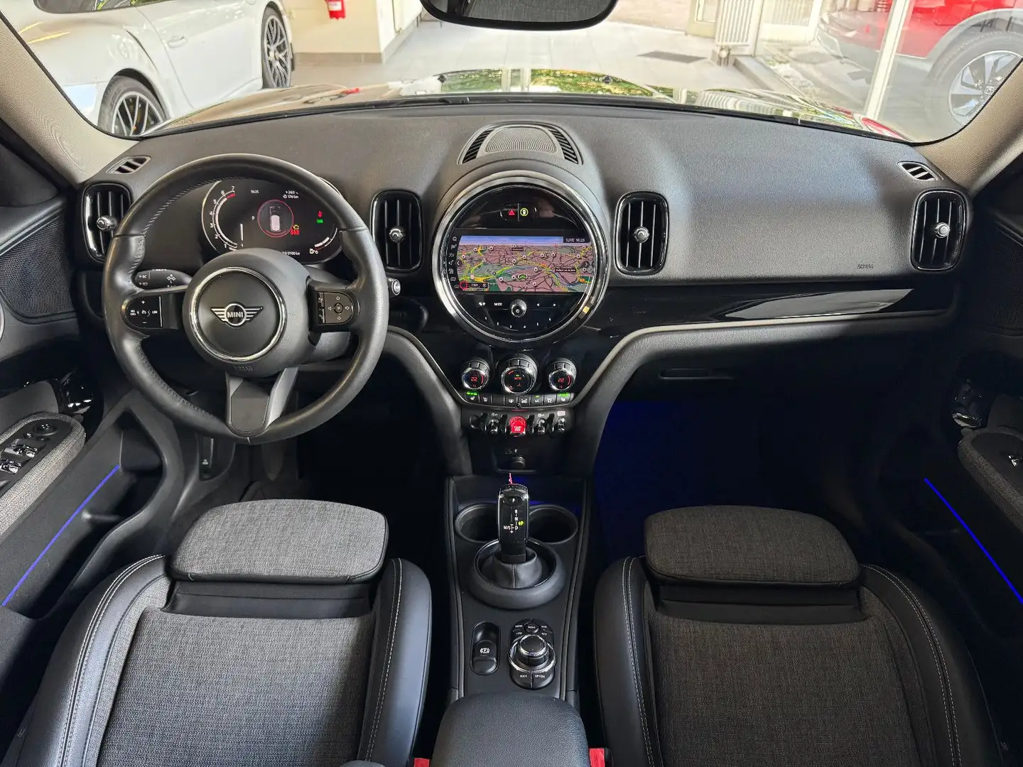 MINI Cooper Countryman ALL4 Aut. LED Keyless Kamera Schwarz - 2