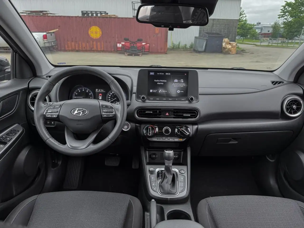Hyundai KONA снимка Hyundai KONA