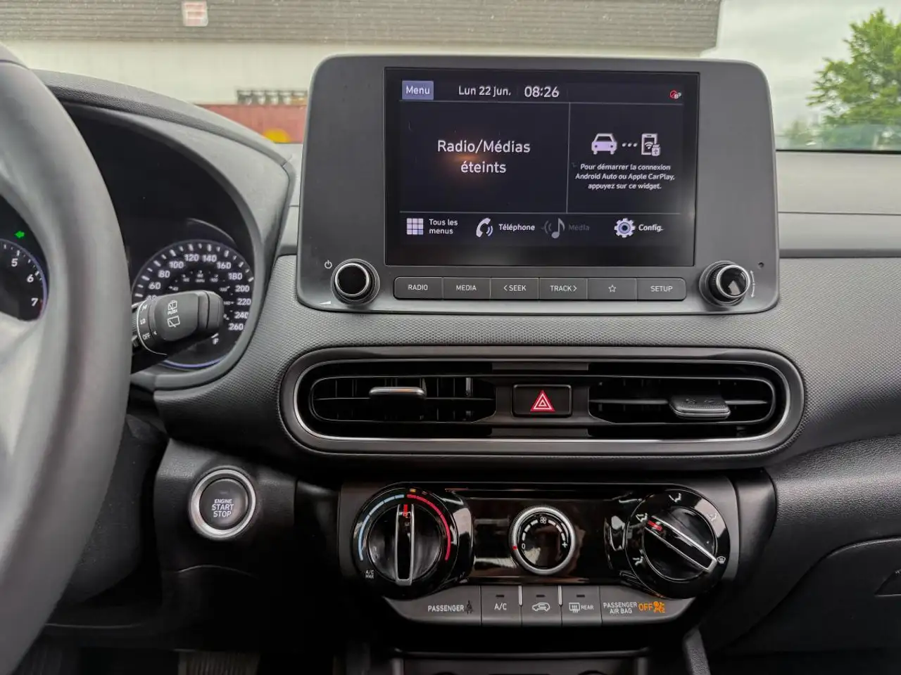 Hyundai KONA снимка Hyundai KONA