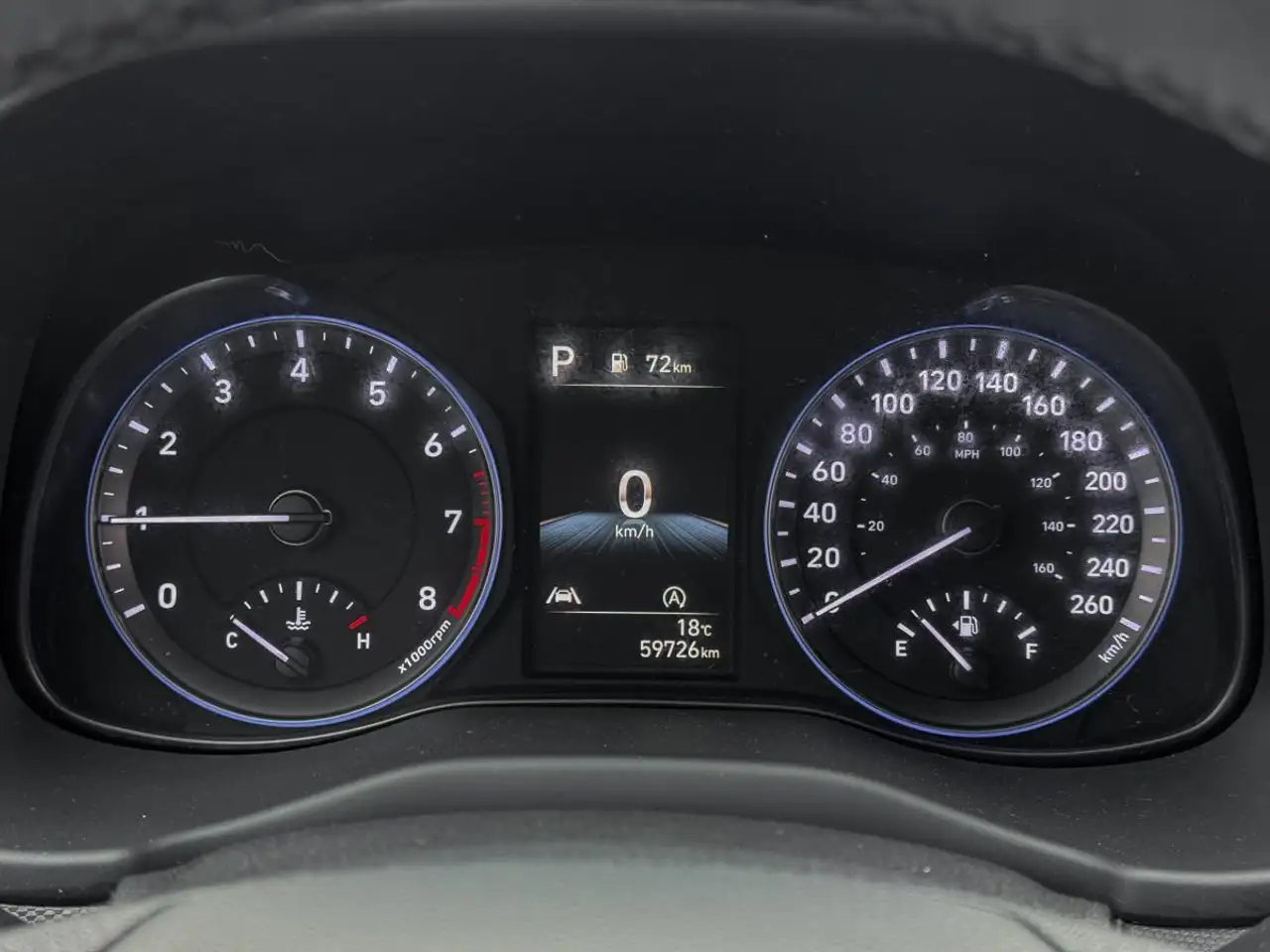 Hyundai KONA снимка Hyundai KONA