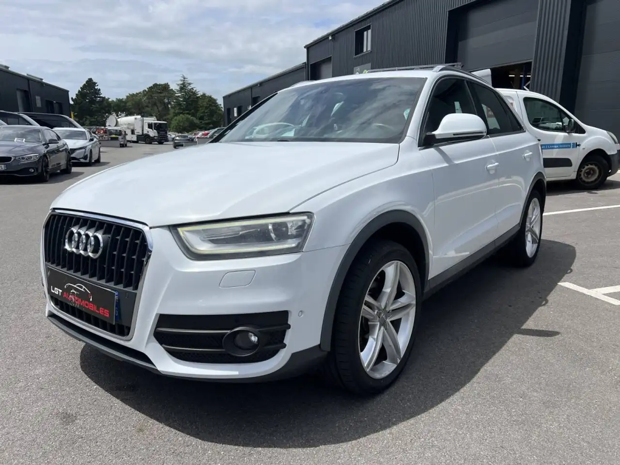 Audi Q3 2.0 TDI 140 Business Line