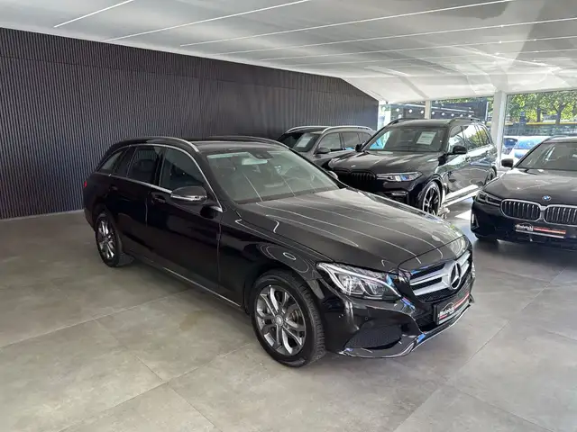 Mercedes-Benz C 200 T CGI 4Matic*Panorama*Totwinkel*Comand*