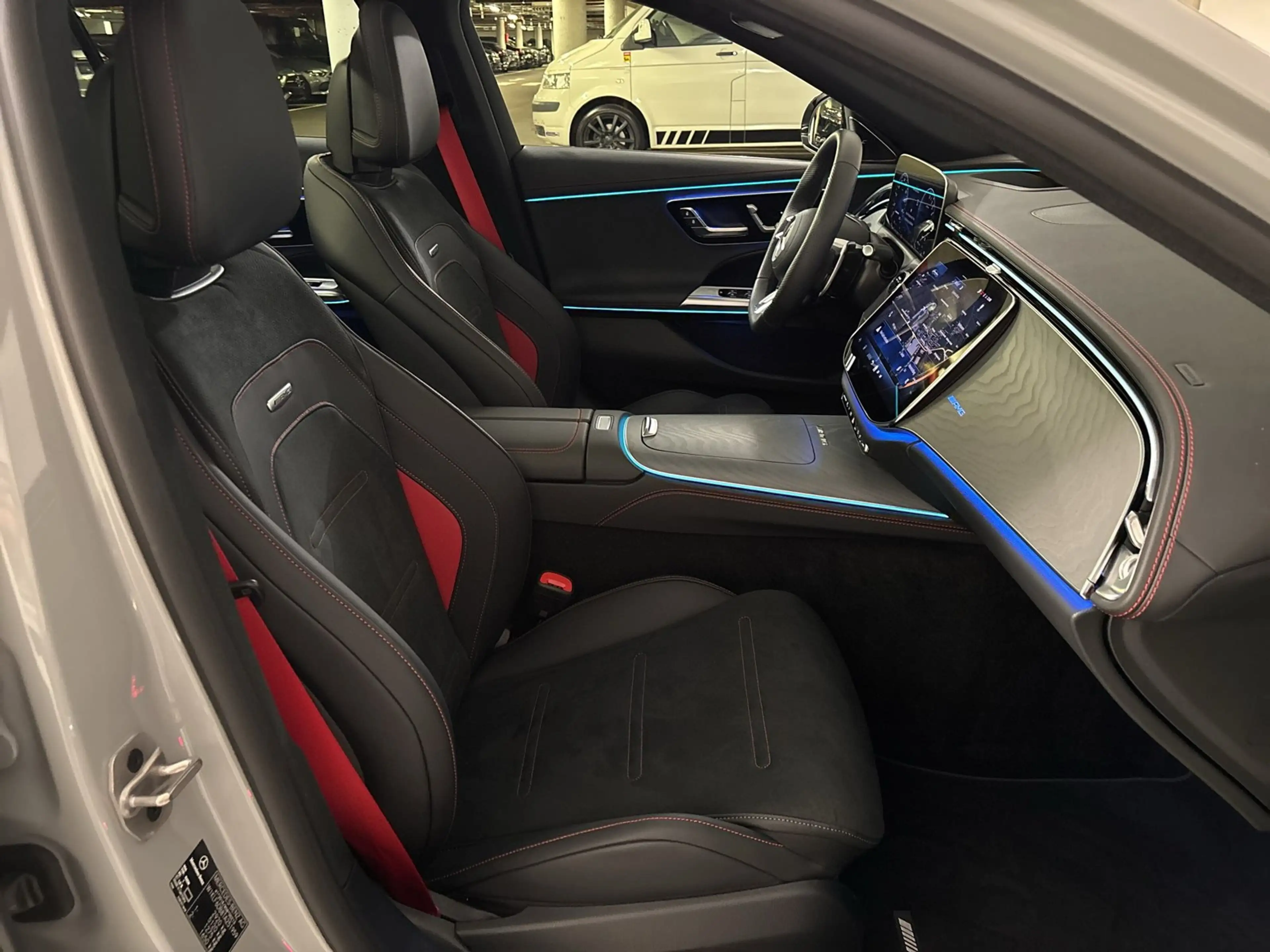 Mercedes-Benz E 53 AMG AMG E 53 HYBRID 4MATIC+ Limousine Distr — photo 16