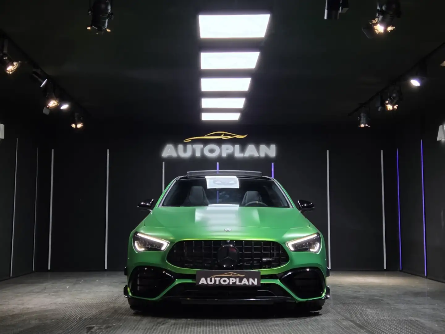 Mercedes-Benz CLA 45 AMG S 4Matic+ 8G-DCT Vert - 2