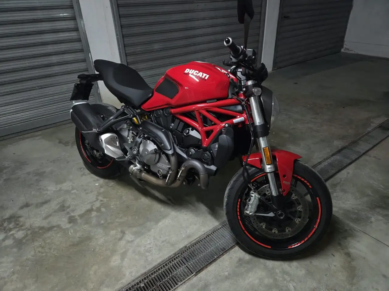Ducati Monster 821