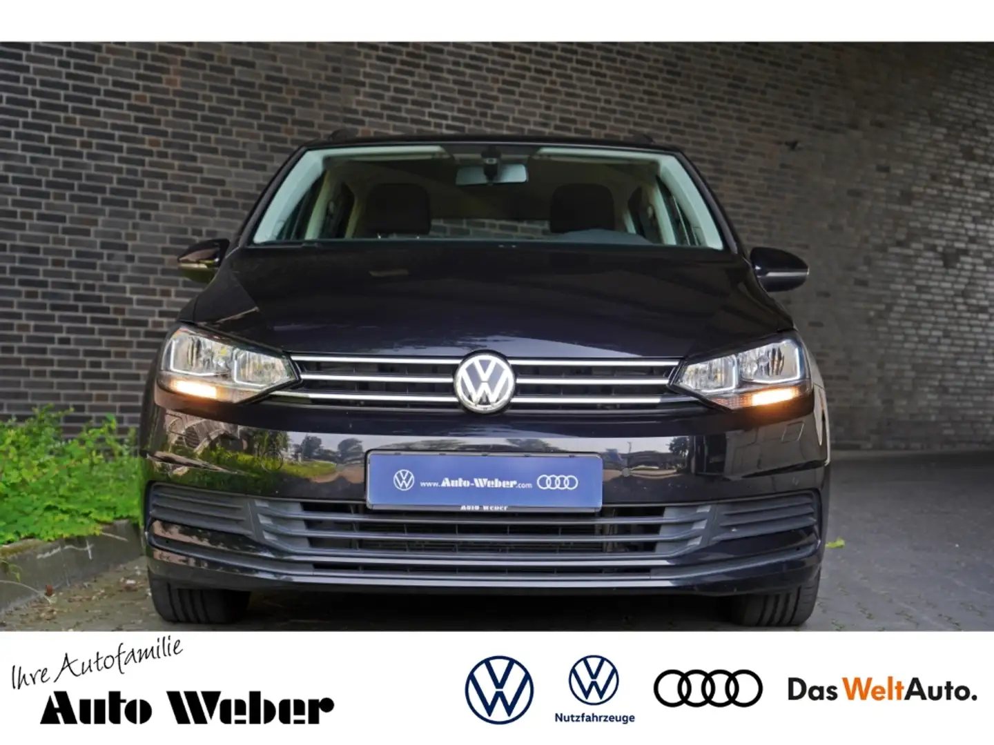 Volkswagen Touran 1.6 TDI 1.6TDI DSG Comfortline Navi AHK ACC PDC Negro - 2