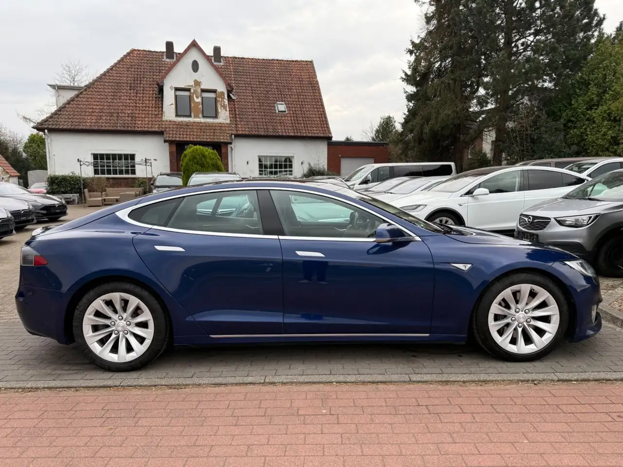Tesla Model S