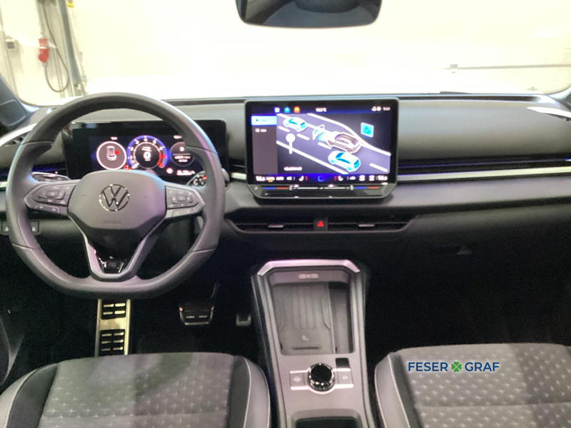 Volkswagen T-Roc R-Line 1.5 eTSI Keyless HUD Matrix 360° — photo 5