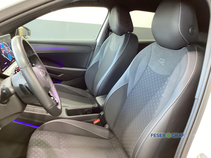 Volkswagen T-Roc R-Line 1.5 eTSI Keyless HUD Matrix 360° — photo 7